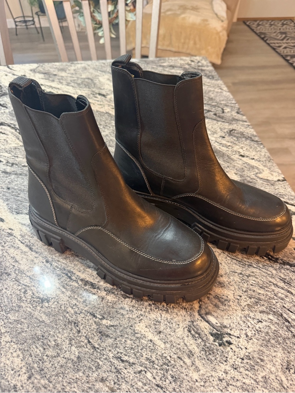 Marc Fisher Lug Sole Black Leather Chelsea Ankle Boots Size 9M